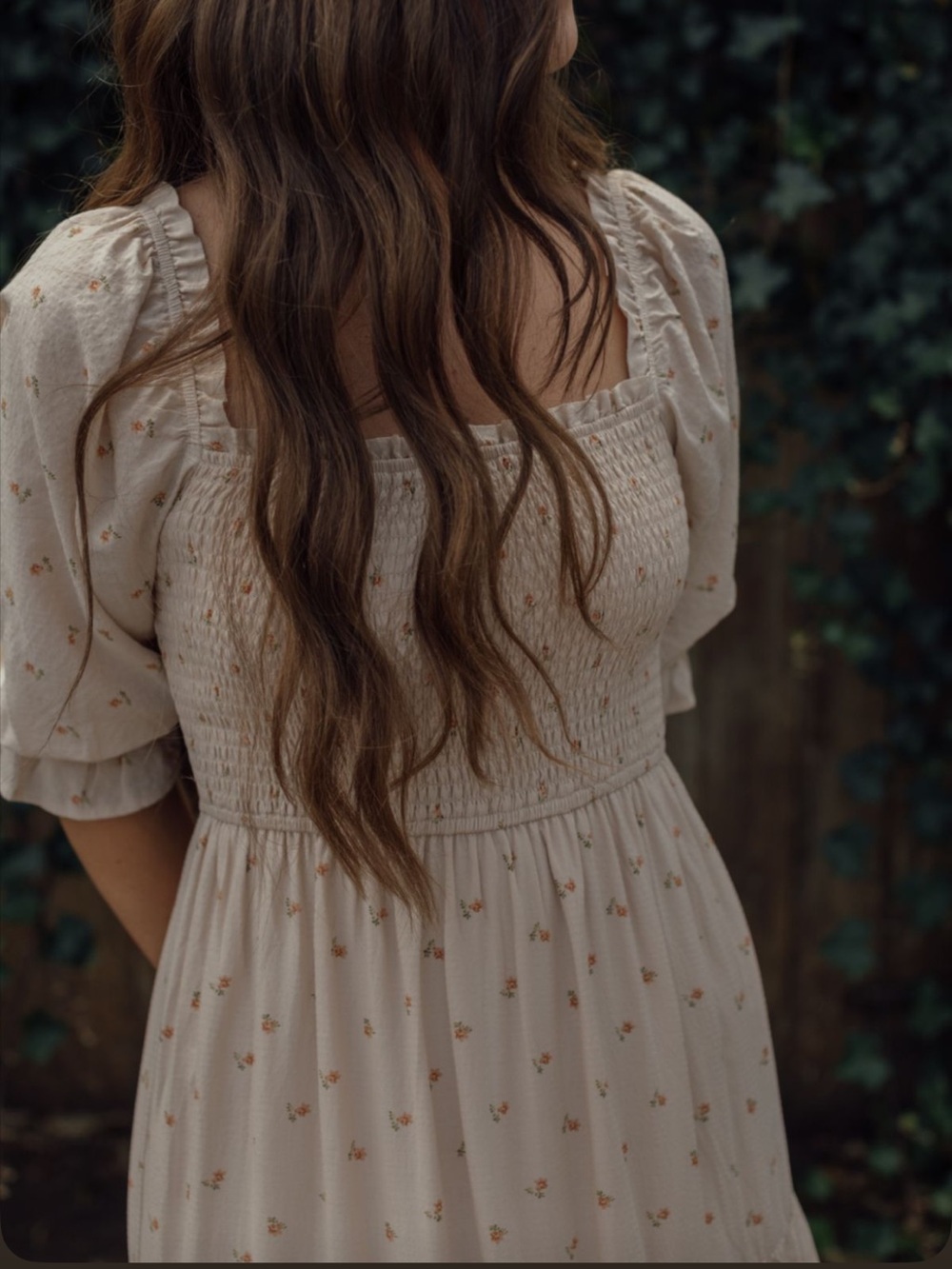Neuflora Ashland Dress in Vintage Flora!
Smocked Midi - Picture 3 of 9